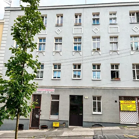 Brick And Wood Bromberg