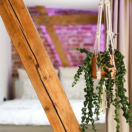 דירה Brick And Wood